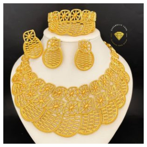 Gold replica jewellery
